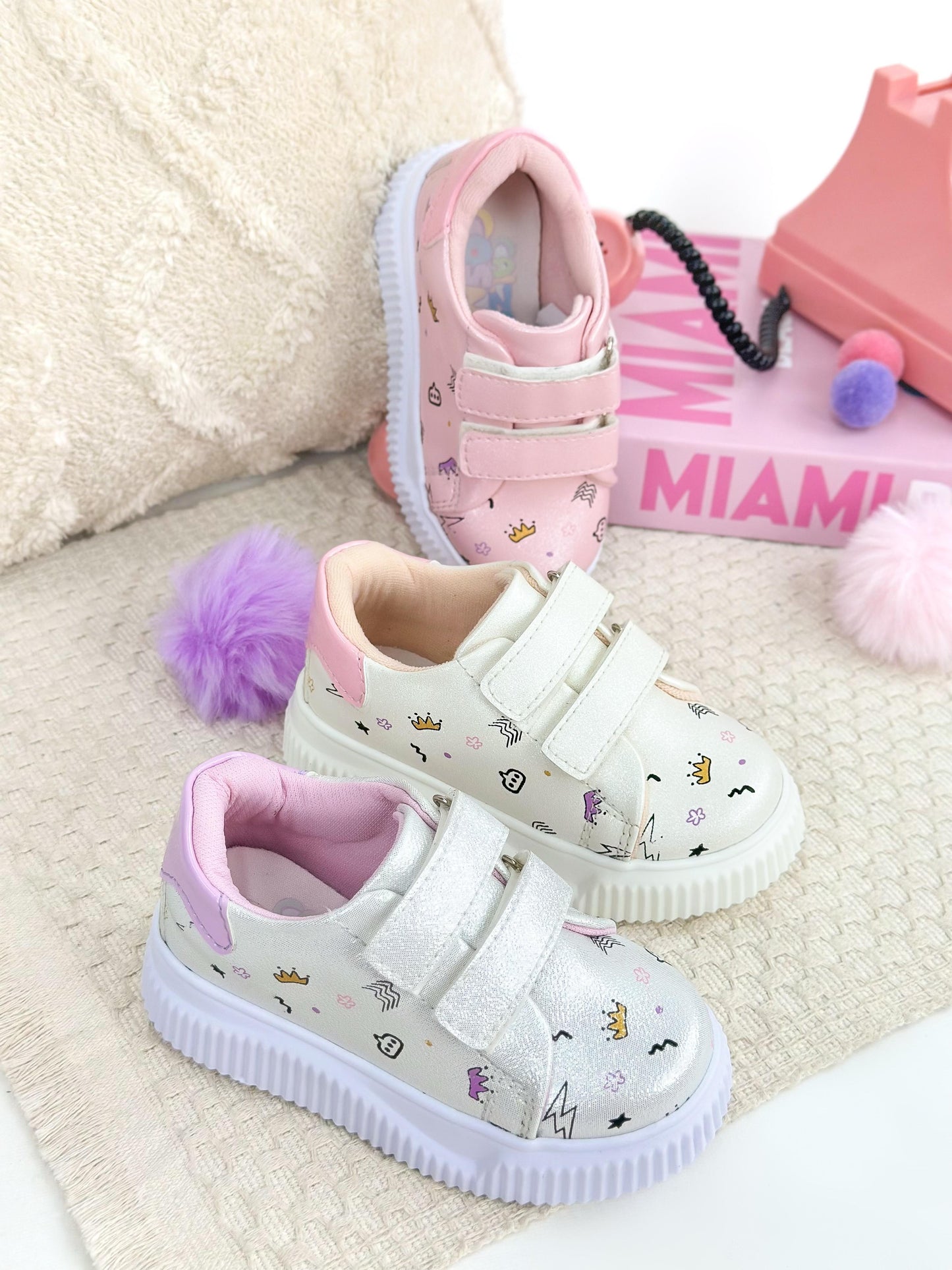 Tenis Cosmic de Doble Tira